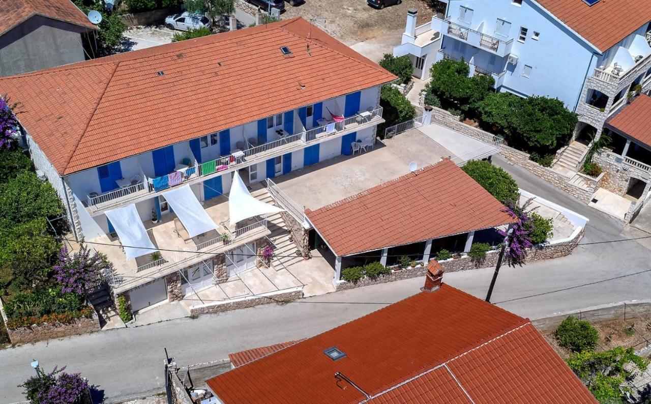 Pansion Jakas Zavala Exterior foto